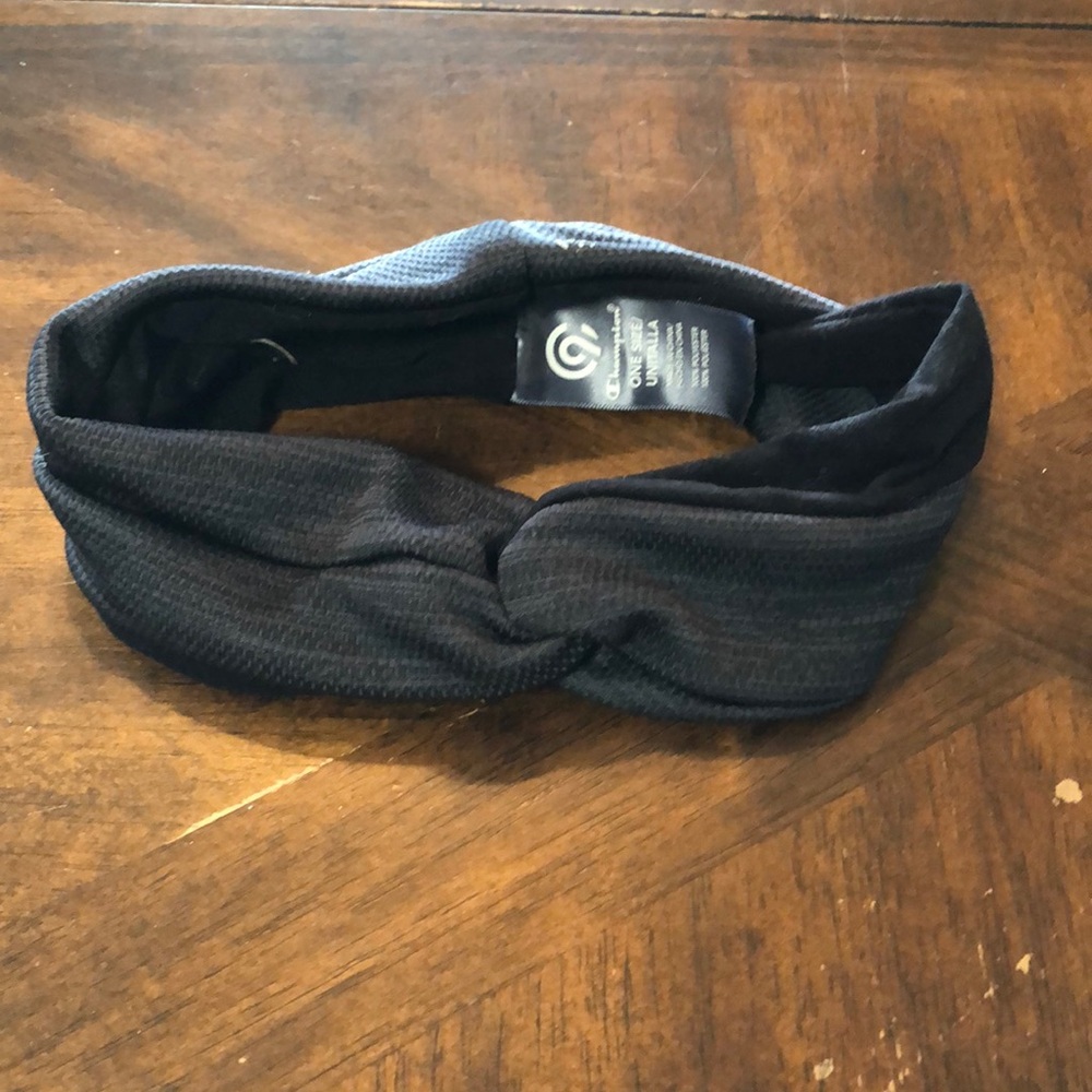 Ladies headband in good used condition